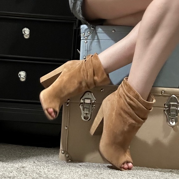Chinese Laundry Kristin Cavallari Laurel Suede Peep Toe Booties - Picture 2 of 12